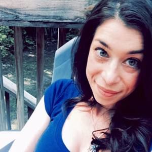 Meet your Posher, Liane